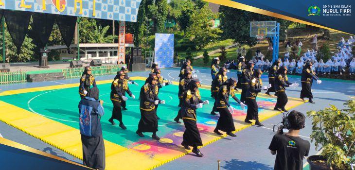 Santri Putri SMA Islam NFBS Serang Gelar Event Spektakuler “FLIGHT 139”