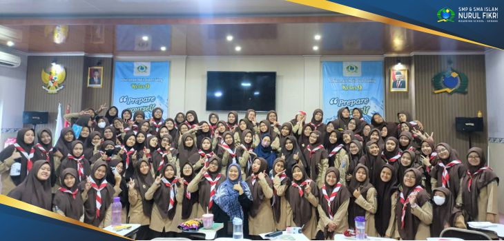 Membangun Visi Masa Depan Santri Kelas 9, SMP Islam NFBS Serang Adakan “Career Day”