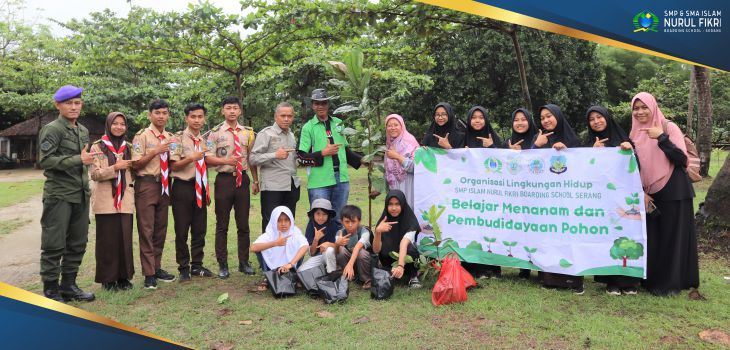 Belajar Konservasi Alam, Santri OLH SMP Islam NFBS Serang Kunjungi Taman Nasional Ujung Kulon