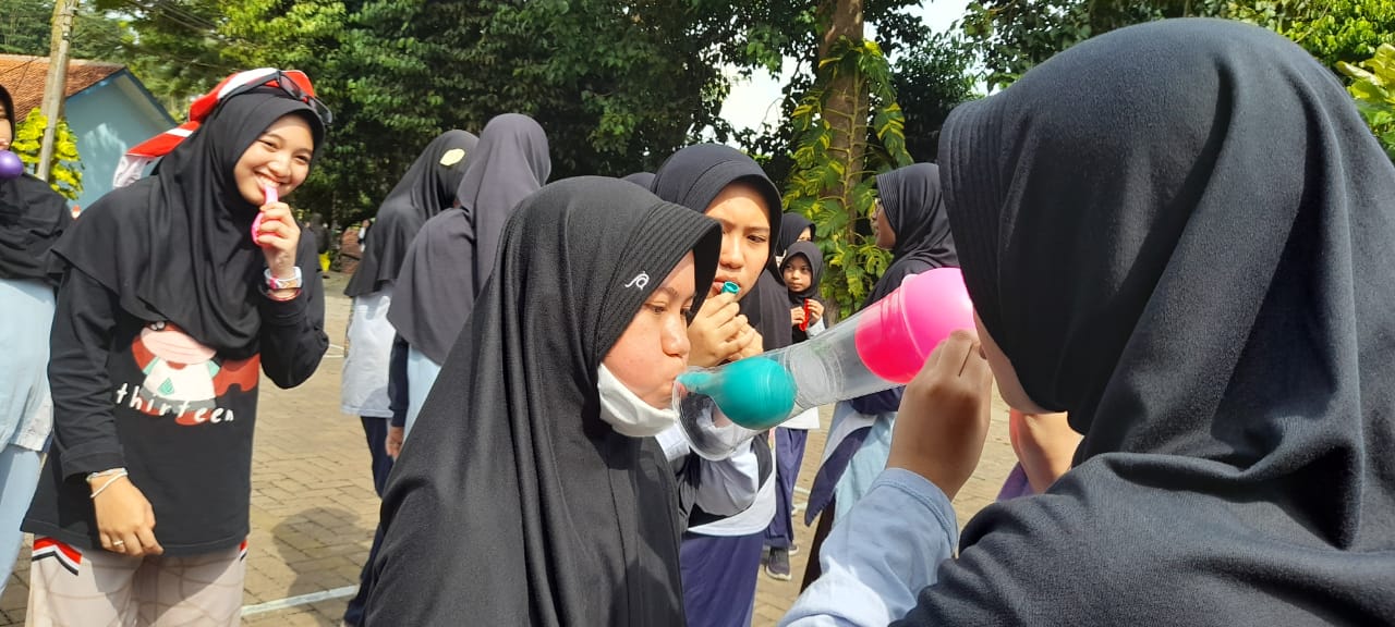 Rekatkan persaudaraan, Jalin Kekompakkan -  Program Penguatan Kelas 9 SMP Islam Nurul Fikri Boarding School Serang TA 2023-2024